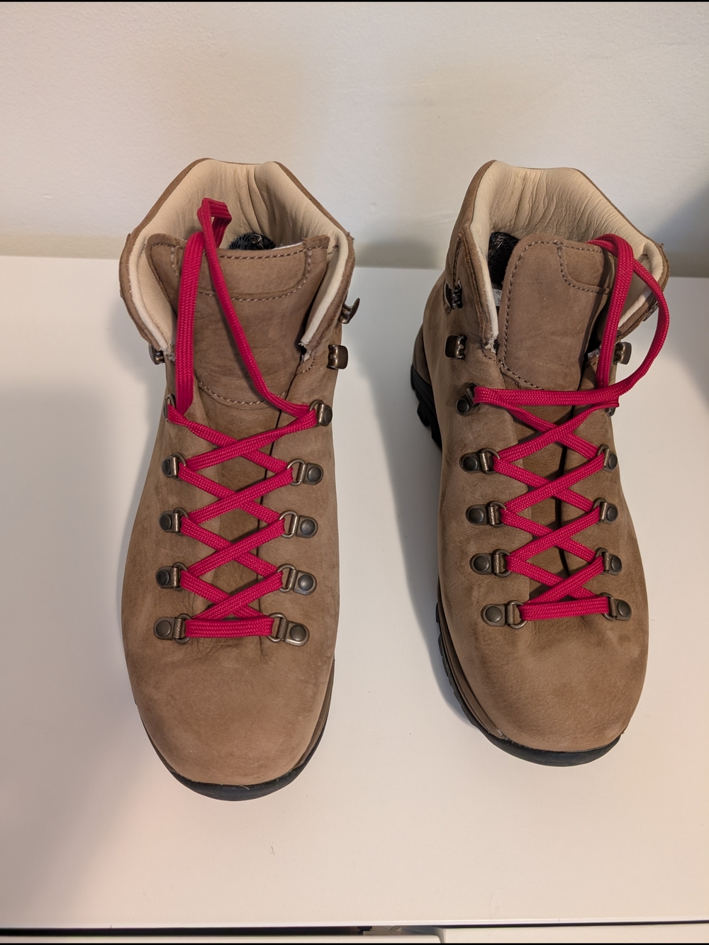 Women's Zamberlan Hiking Boots, Size 9 1/4